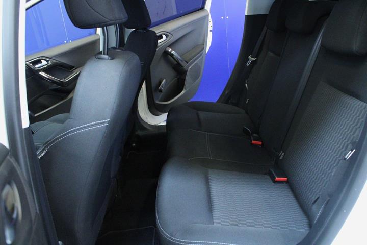 Hvid Peugeot 208 fra 2019