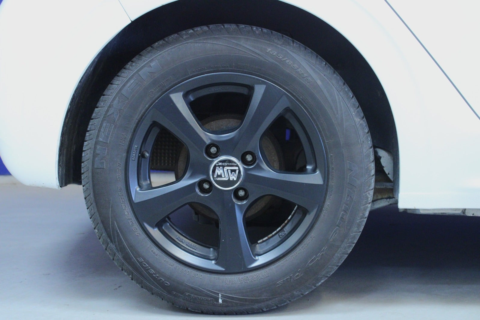 Hvid Peugeot 208 fra 2019