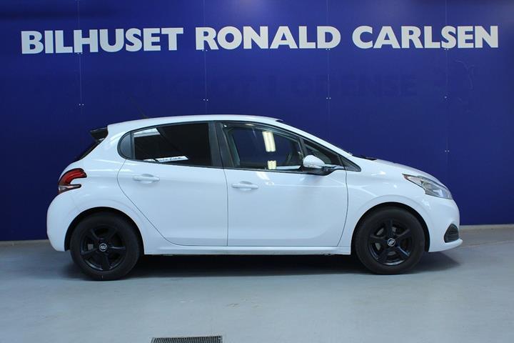 Hvid Peugeot 208 fra 2019