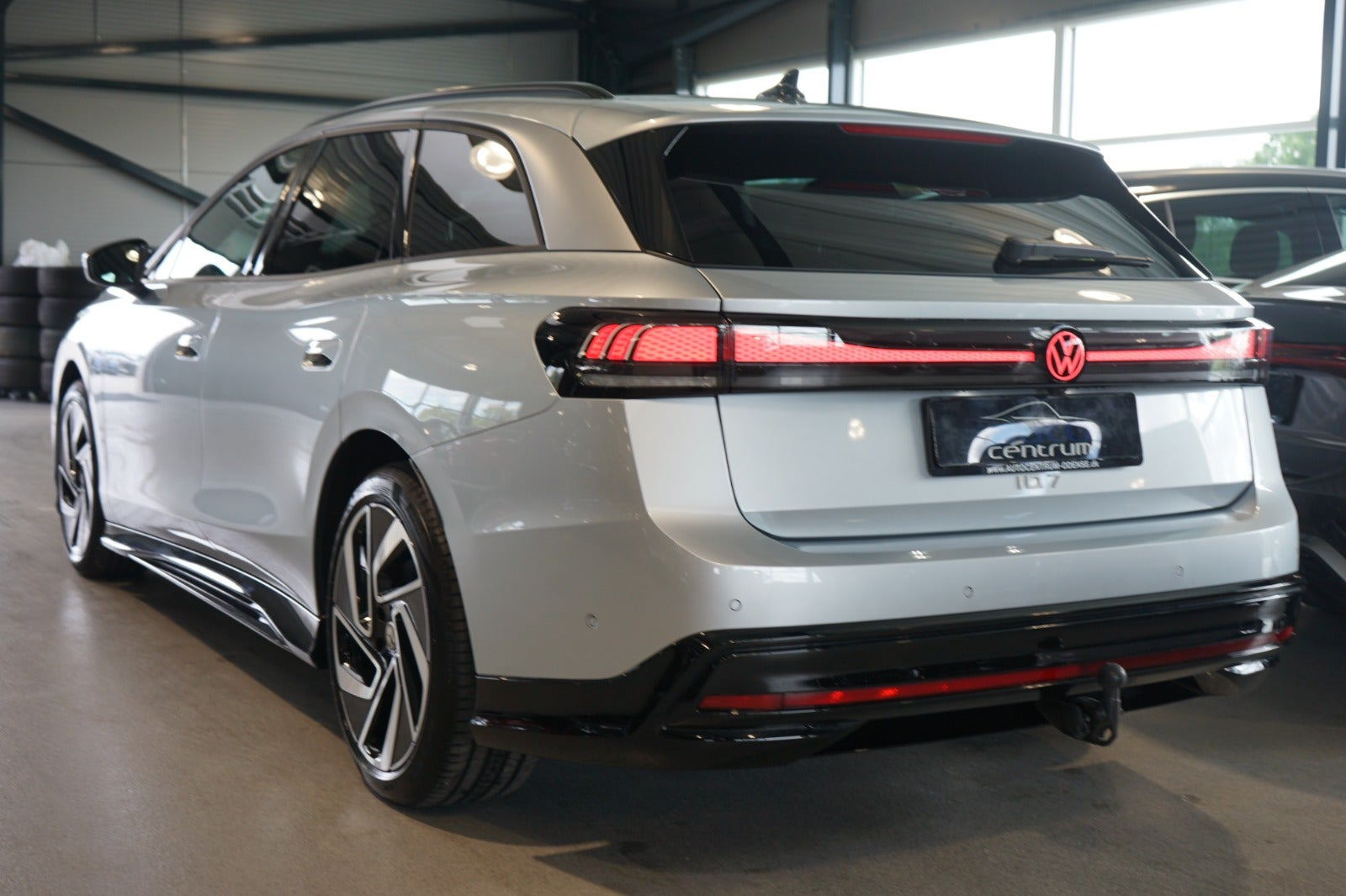 Sølv VW ID.7 fra 2026