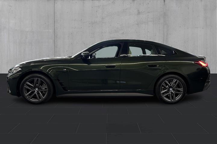 Grøn BMW i4 fra 2024