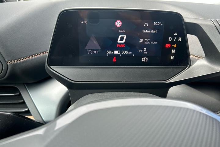 Blå Cupra Born fra 2023