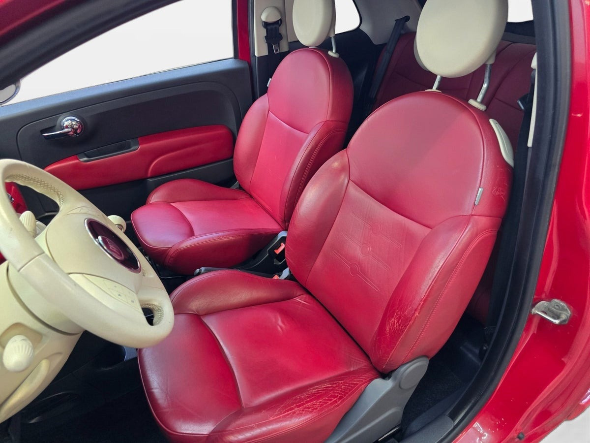 Rød Fiat 500 fra 2008