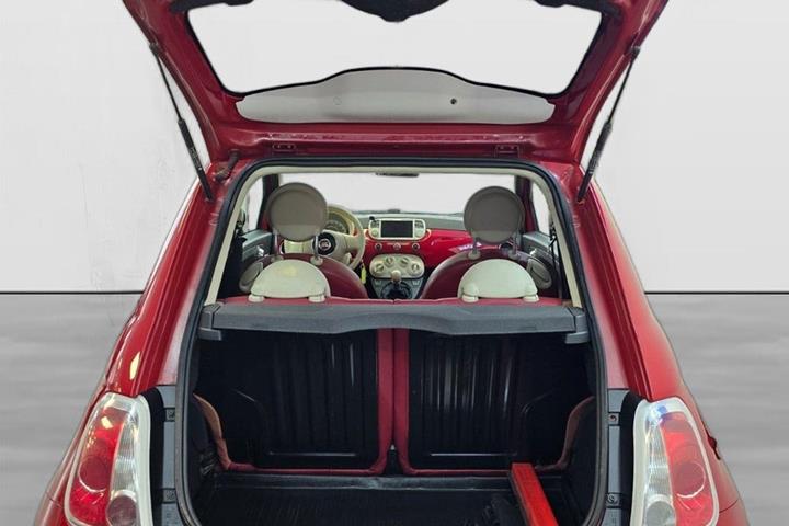 Rød Fiat 500 fra 2008