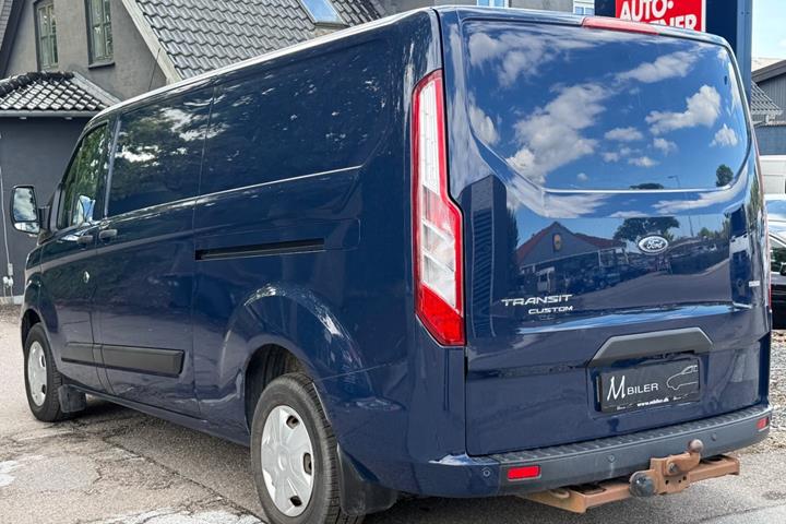 Blå Ford Transit Custom 300 L2 fra 2019