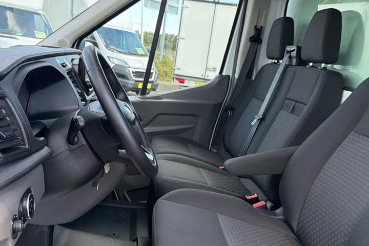 Hvid Ford Transit 350 L3 Chassis fra 2023