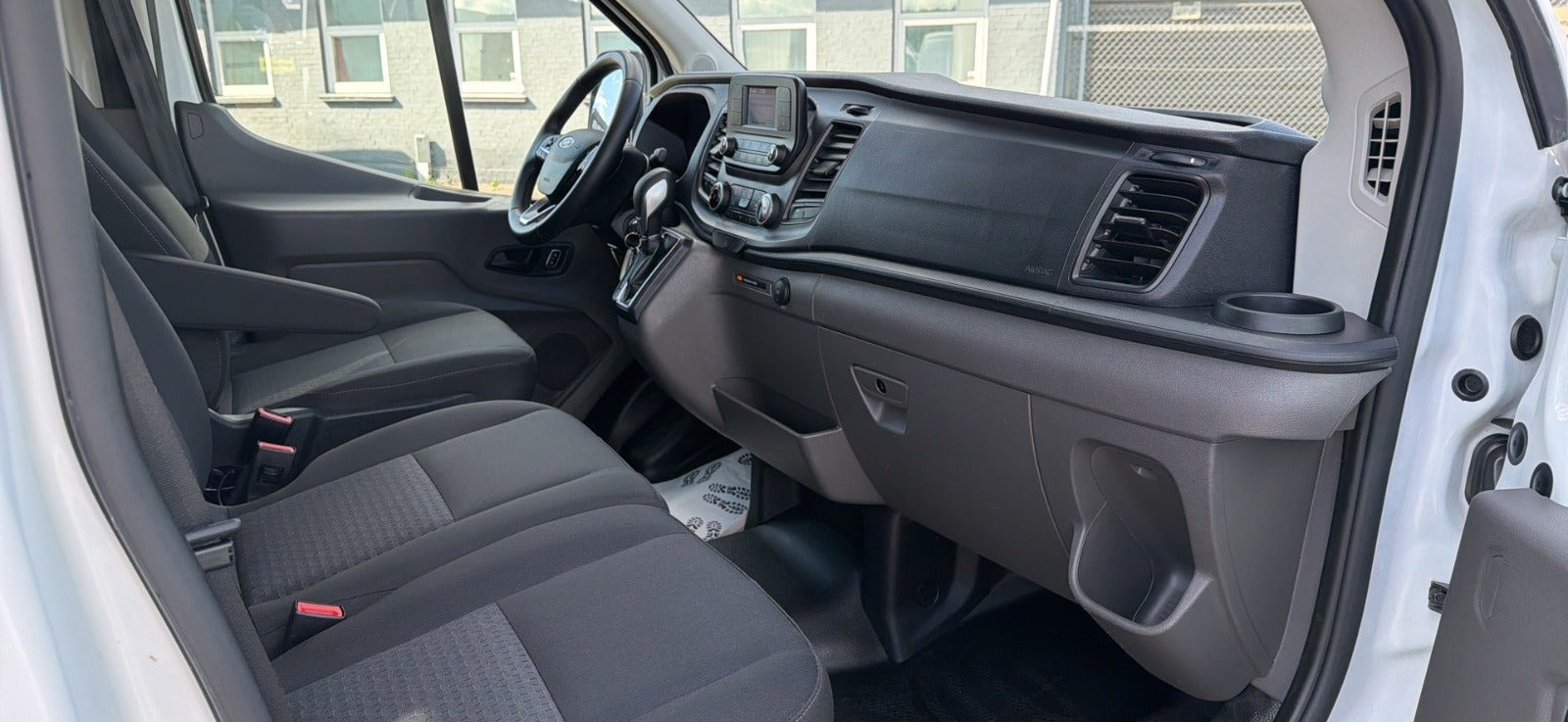 Hvid Ford Transit 350 L3 Chassis fra 2023