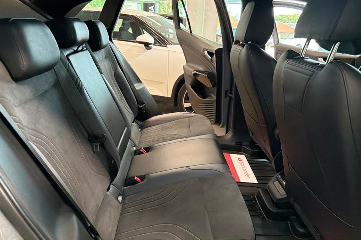 Sort VW ID.4 fra 2023