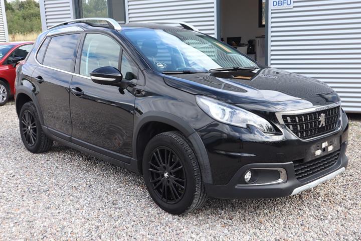 Sort Peugeot 2008 fra 2019