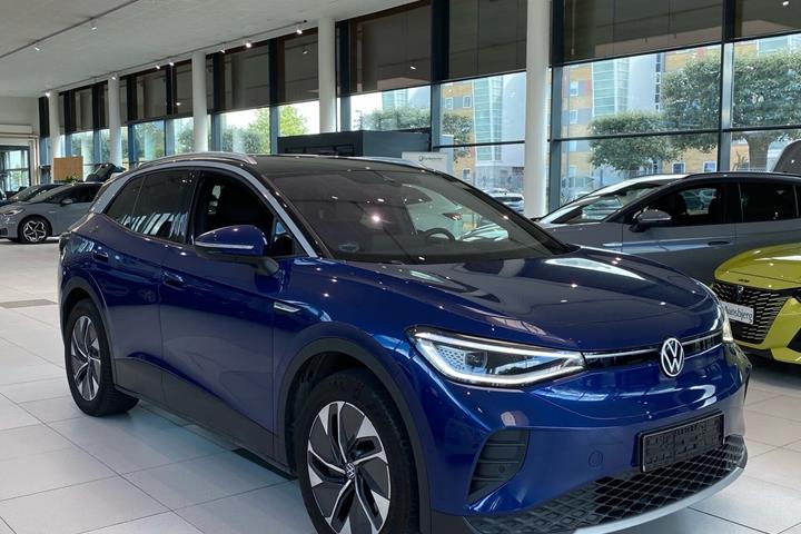 Blå VW ID.4 fra 2024