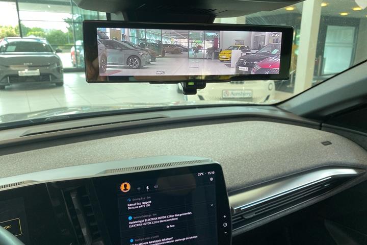 Grå Renault Megane E-Tech fra 2022