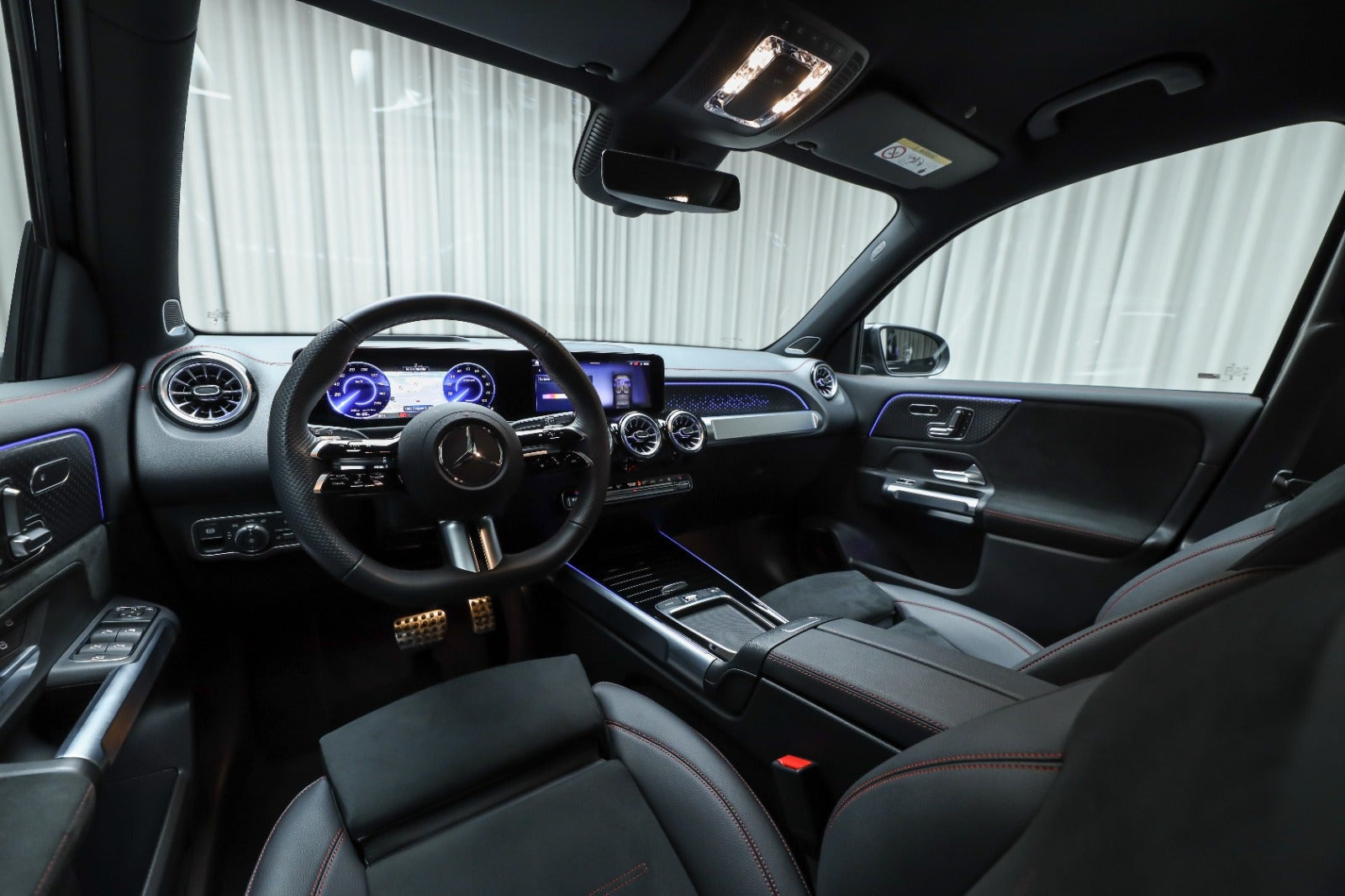 Sort Mercedes EQB250+ fra 2026