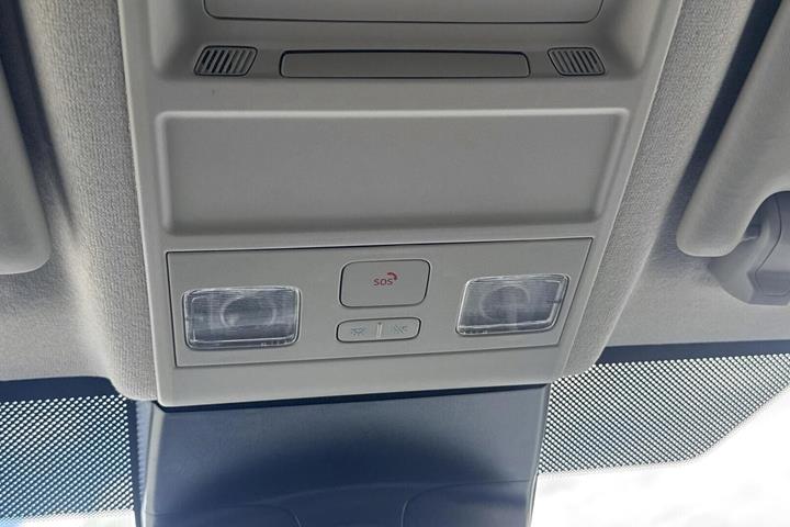 Sort Ford Transit Custom 320 L1 fra 2026