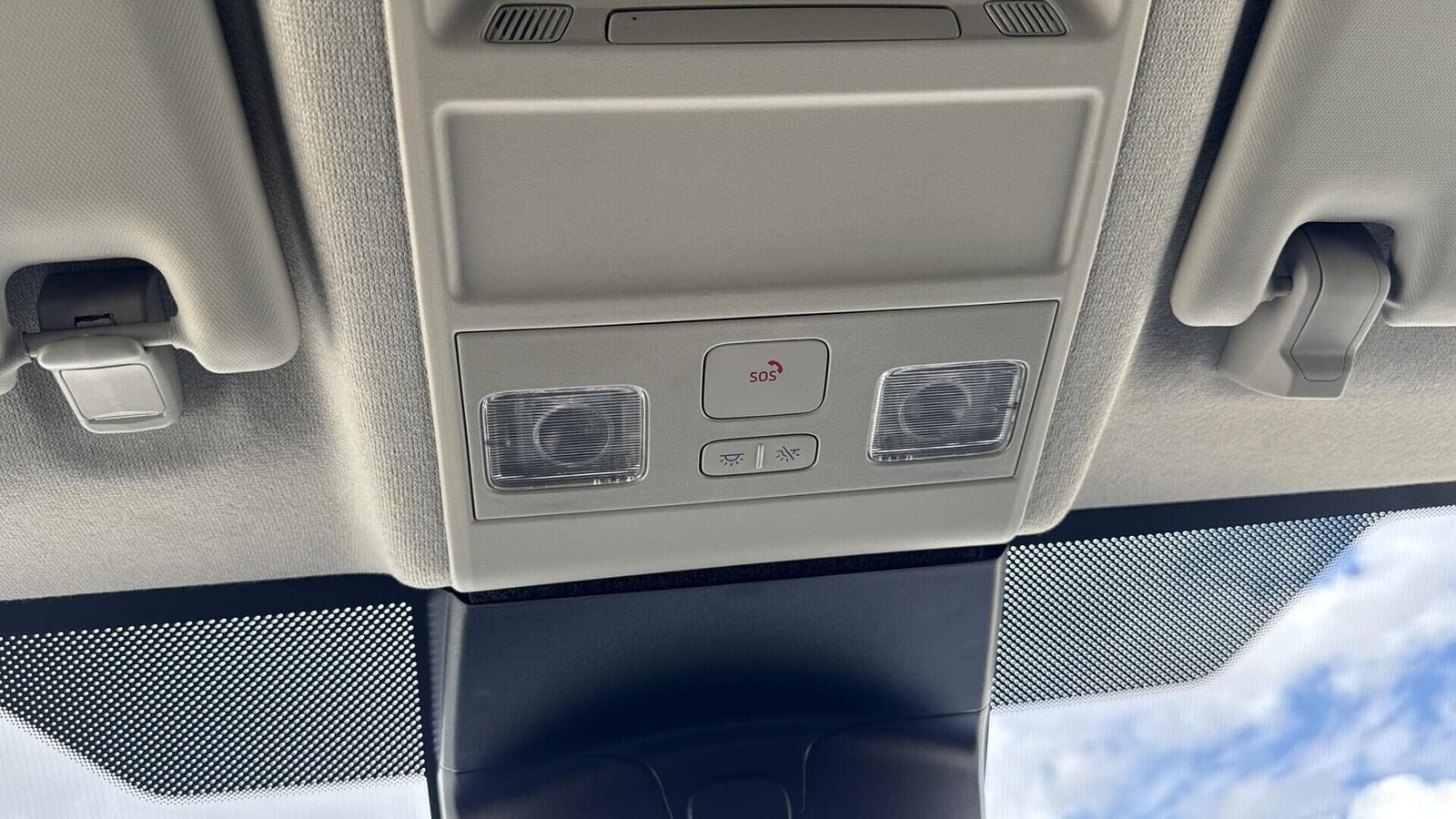 Grå Ford Transit Custom 320 L1 fra 2026