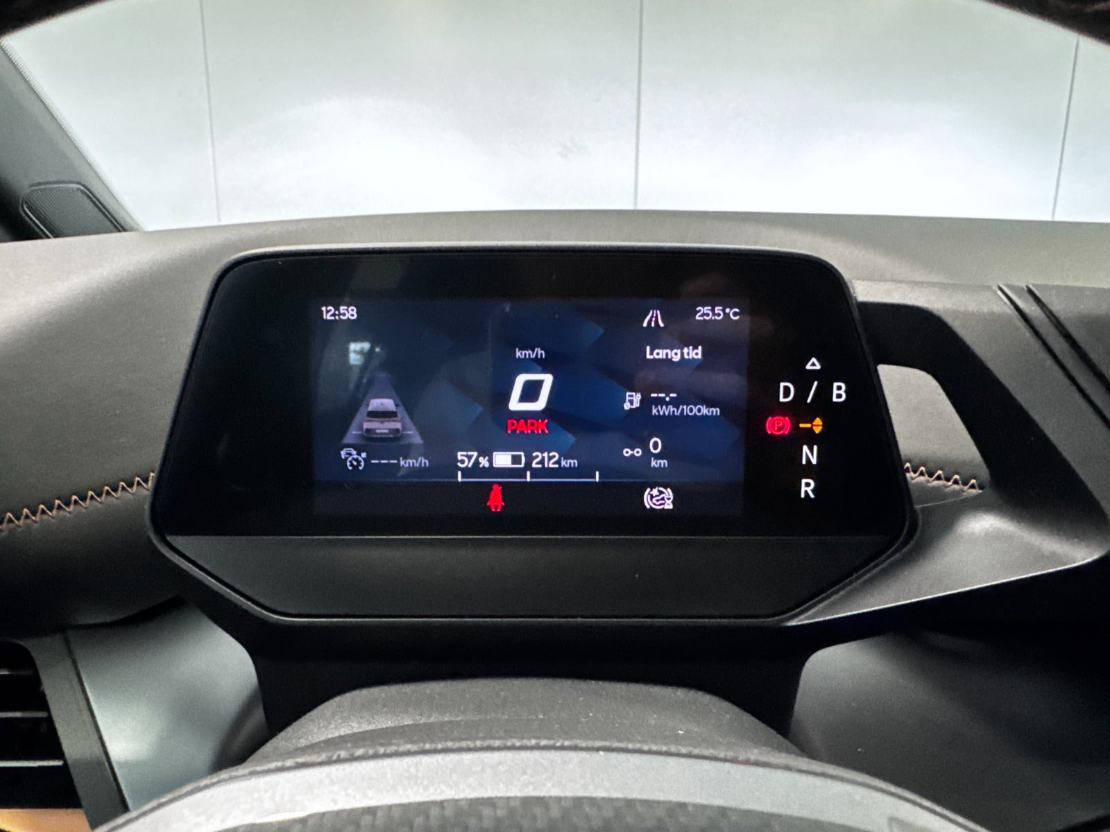 Hvid Cupra Born fra 2024