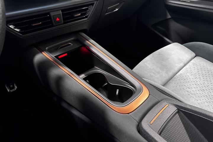 Hvid Cupra Born fra 2024
