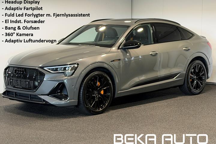 Grå Audi e-tron fra 2022