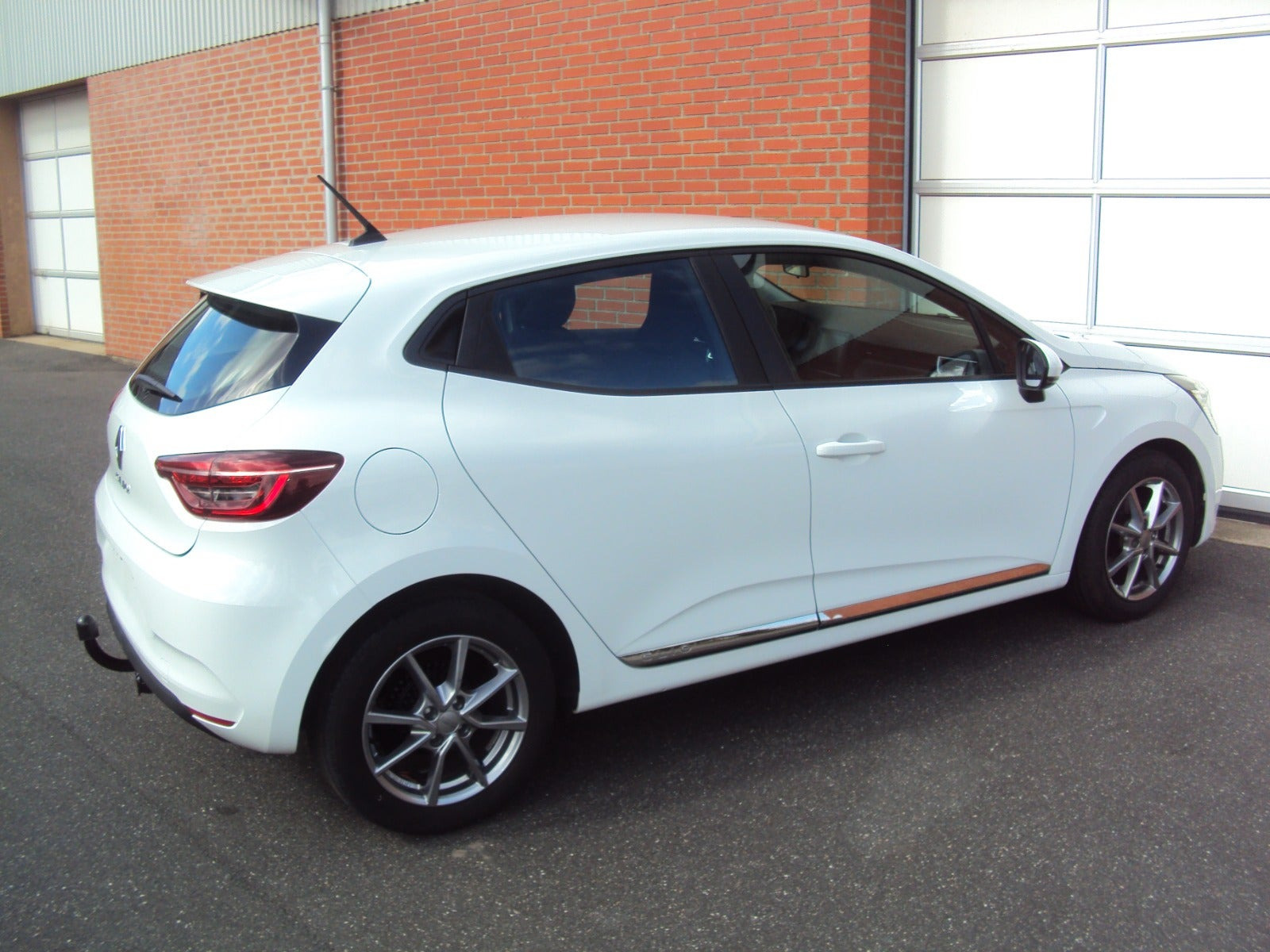 Hvid Renault Clio V fra 2022
