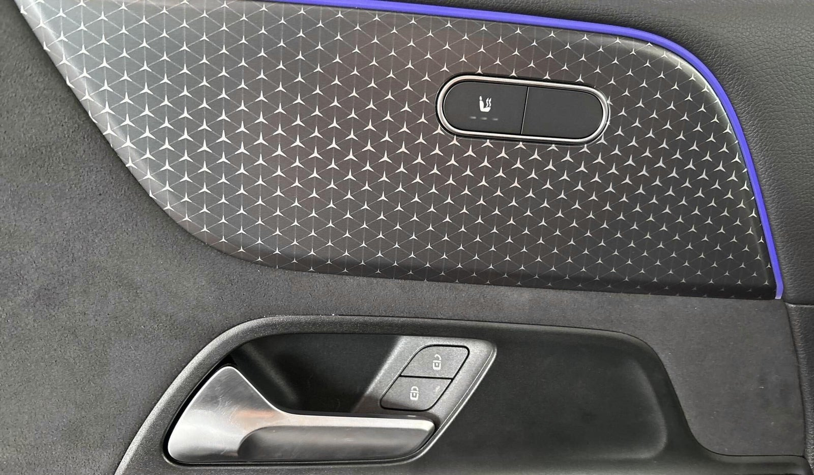 Grå Mercedes EQA250+ fra 2025