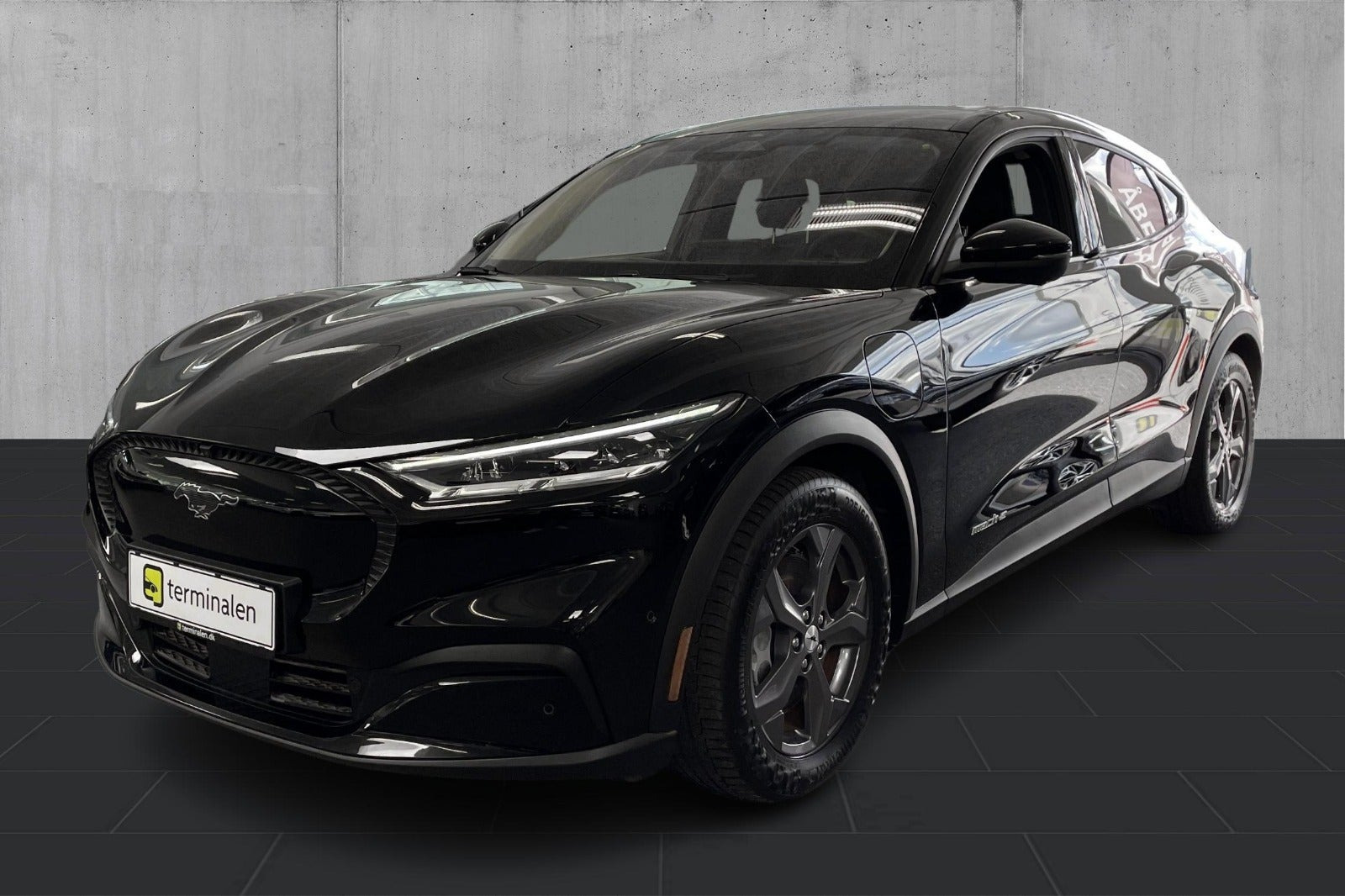 Sort Ford Mustang Mach-E fra 2023