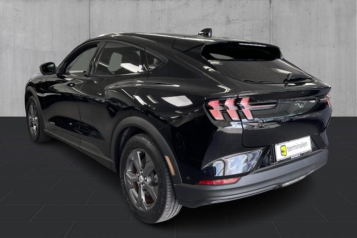 Sort Ford Mustang Mach-E fra 2023