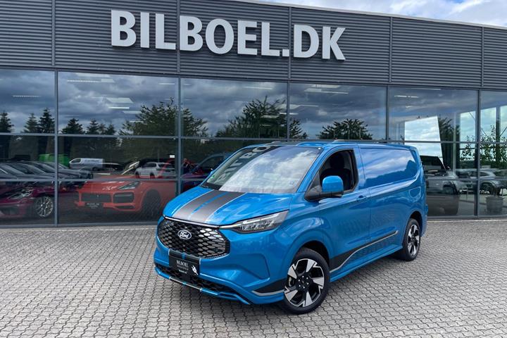 Blå Ford E-Transit Custom 320 L1 fra 2024