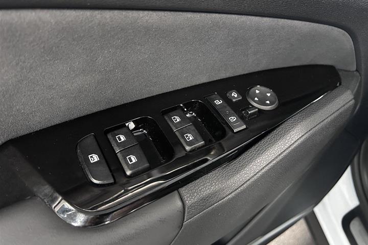 Hvid Kia Sportage fra 2022
