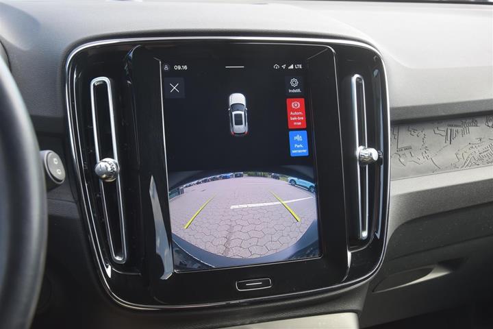 Sort Volvo XC40 fra 2023
