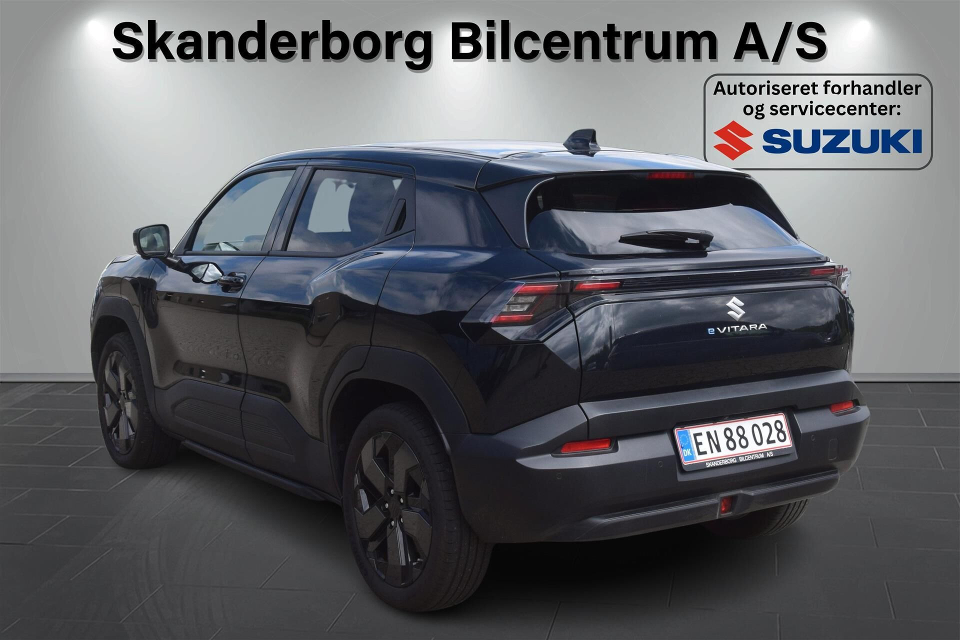 Sort Suzuki eVitara fra 2026