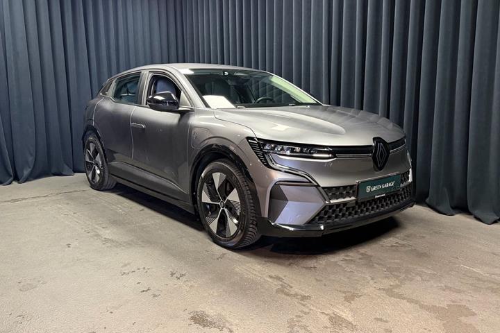 Grå Renault Mégane fra 2022