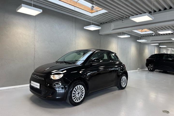 Sort Fiat 500e fra 2023