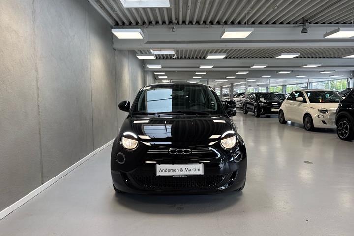 Sort Fiat 500e fra 2023