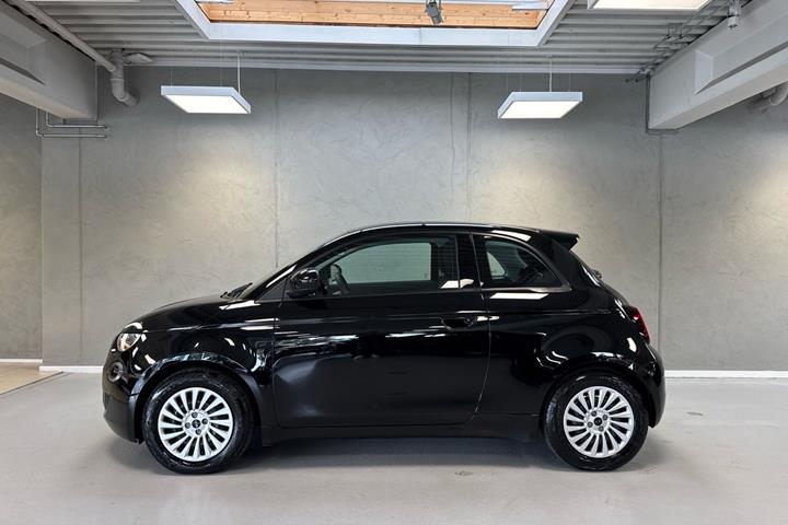 Sort Fiat 500e fra 2023