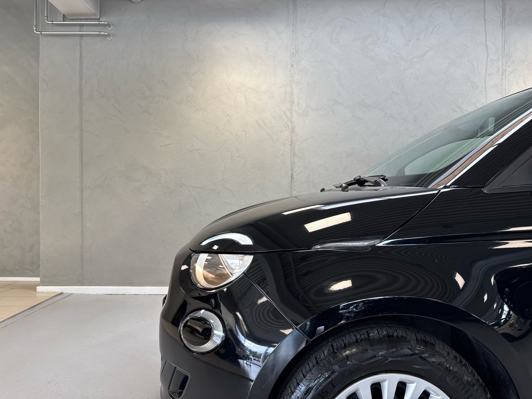 Sort Fiat 500e fra 2023