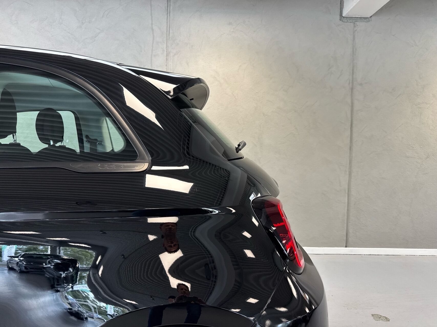 Sort Fiat 500e fra 2023