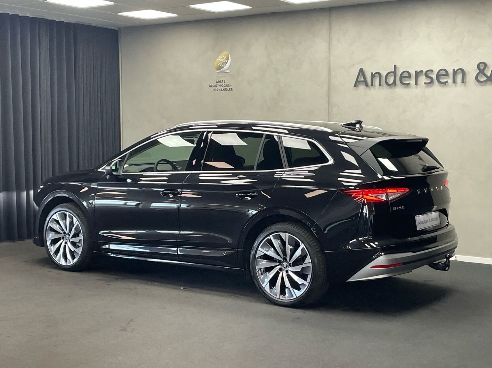 Sort Skoda Enyaq fra 2026