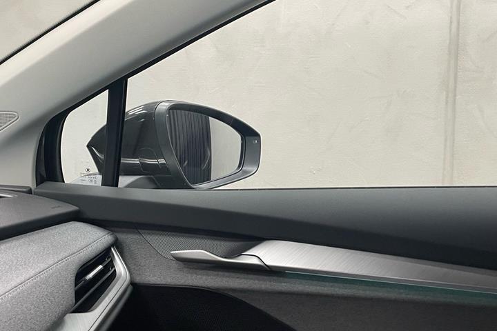 Sort Skoda Enyaq fra 2026