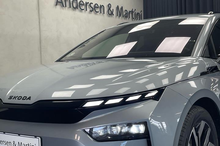 Grå Skoda Enyaq fra 2026