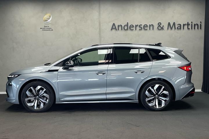 Grå Skoda Enyaq fra 2026