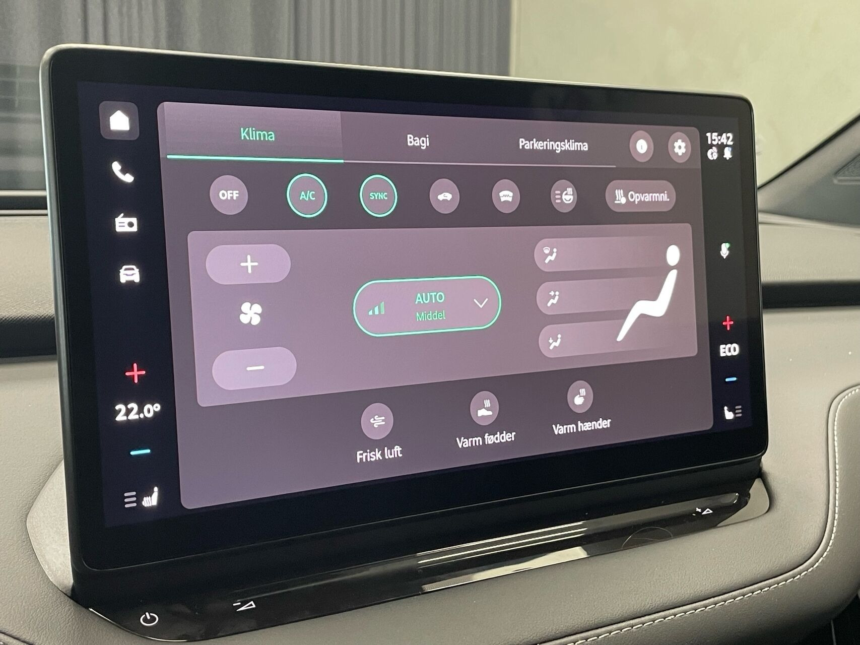 Grå Skoda Enyaq fra 2026