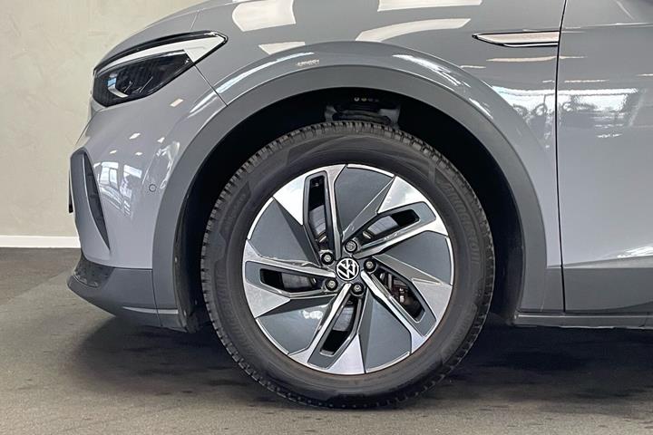 Grå VW ID.4 fra 2022