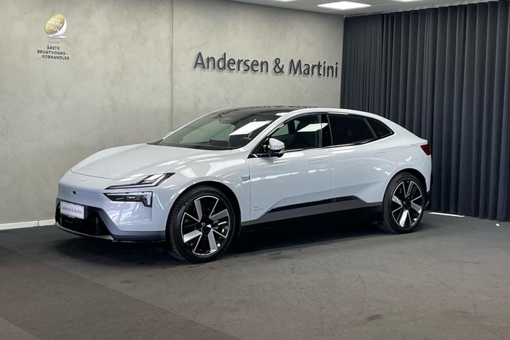 undefined Polestar 4 fra 2025 set udefra