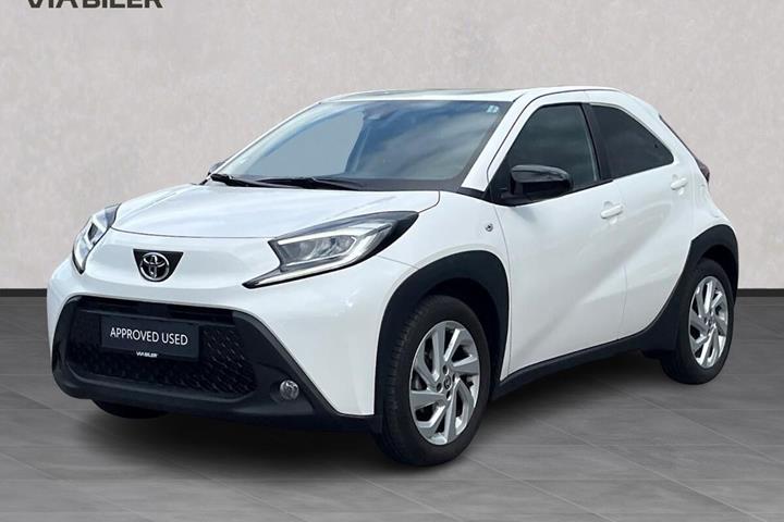 Hvid Toyota Aygo X fra 2025