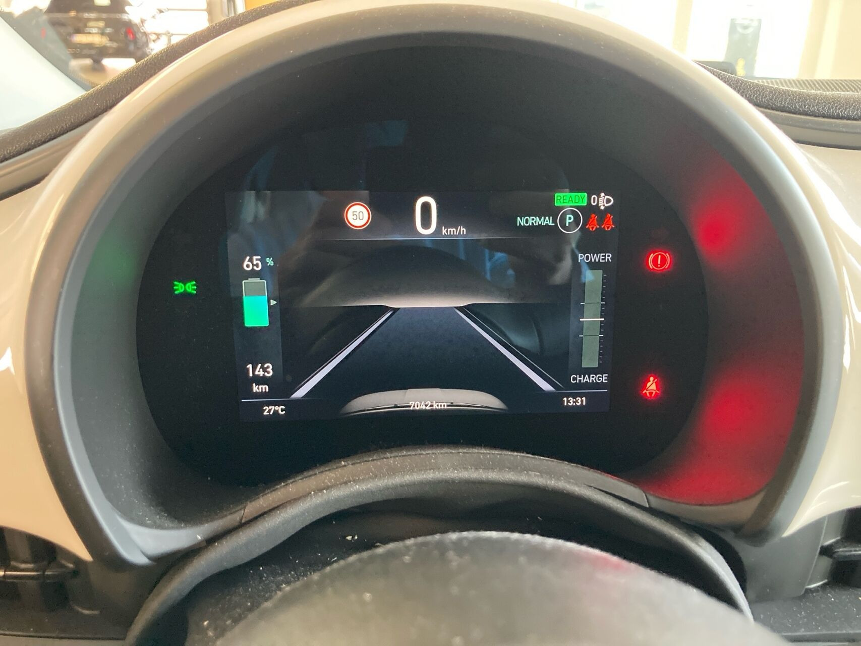 Hvid Fiat 500e fra 2023