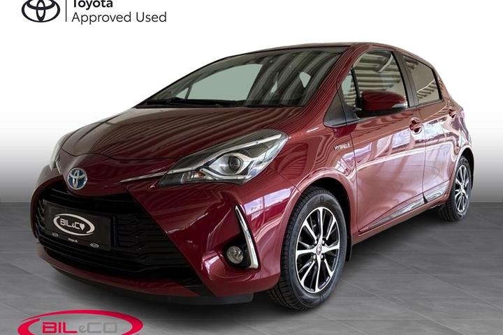 Rød Toyota Yaris fra 2018