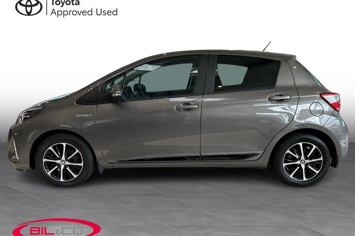 Bronze Toyota Yaris fra 2019