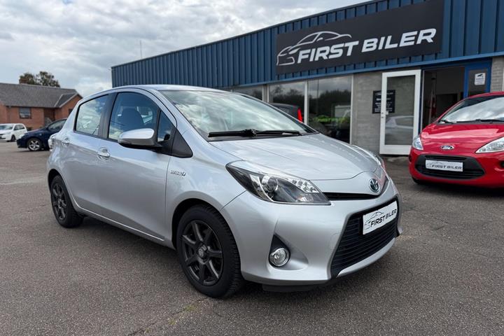 undefined Toyota Yaris fra 2013