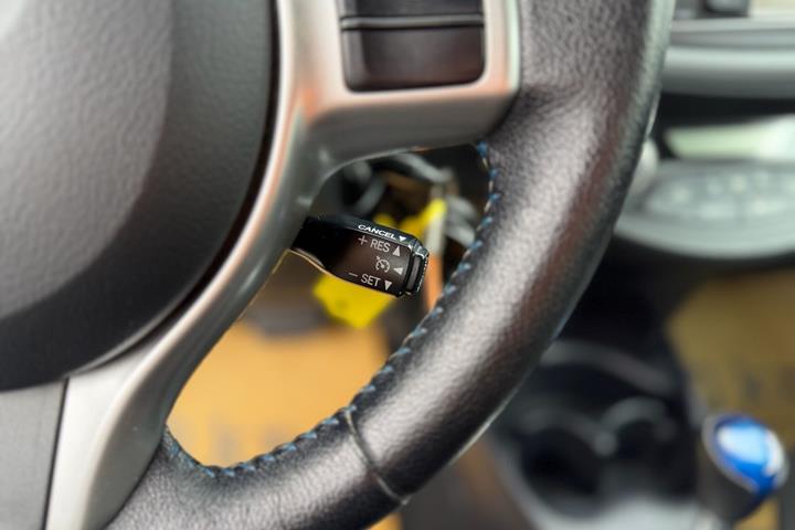 undefined Toyota Yaris fra 2013