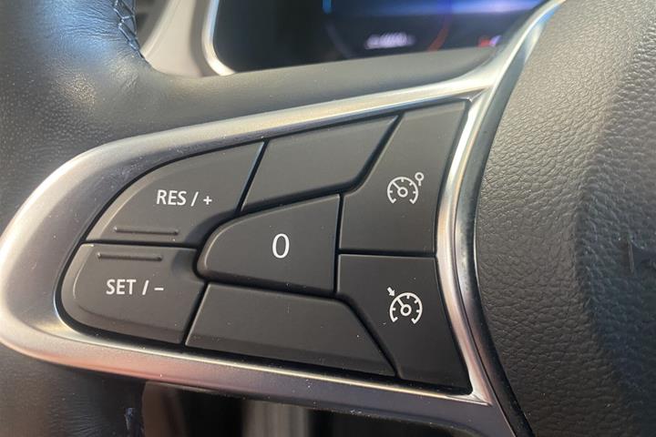 Rød Renault Captur fra 2020