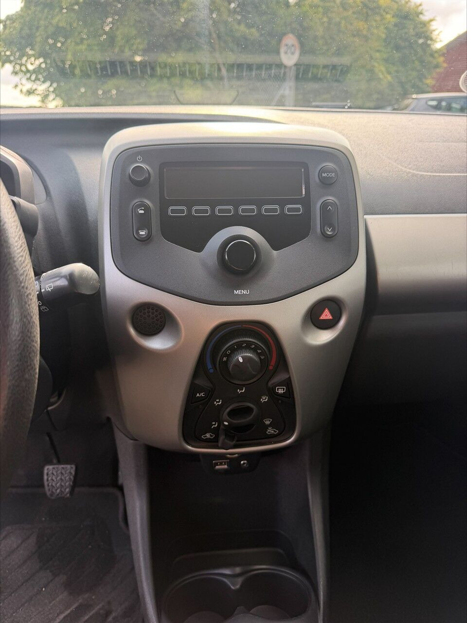 Sort Peugeot 108 fra 2017